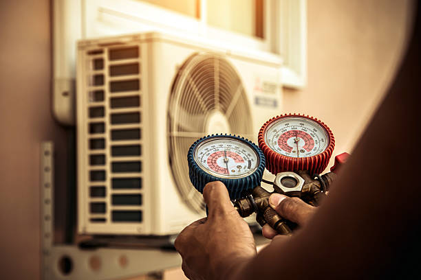 Professional Hvac Maintenance technician working in Nicholson, MS
